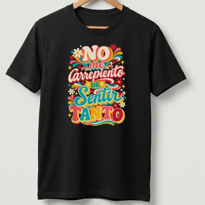 Retro floral design with colorful text 'NO me Carrepiendo DE Sentir TANTO'